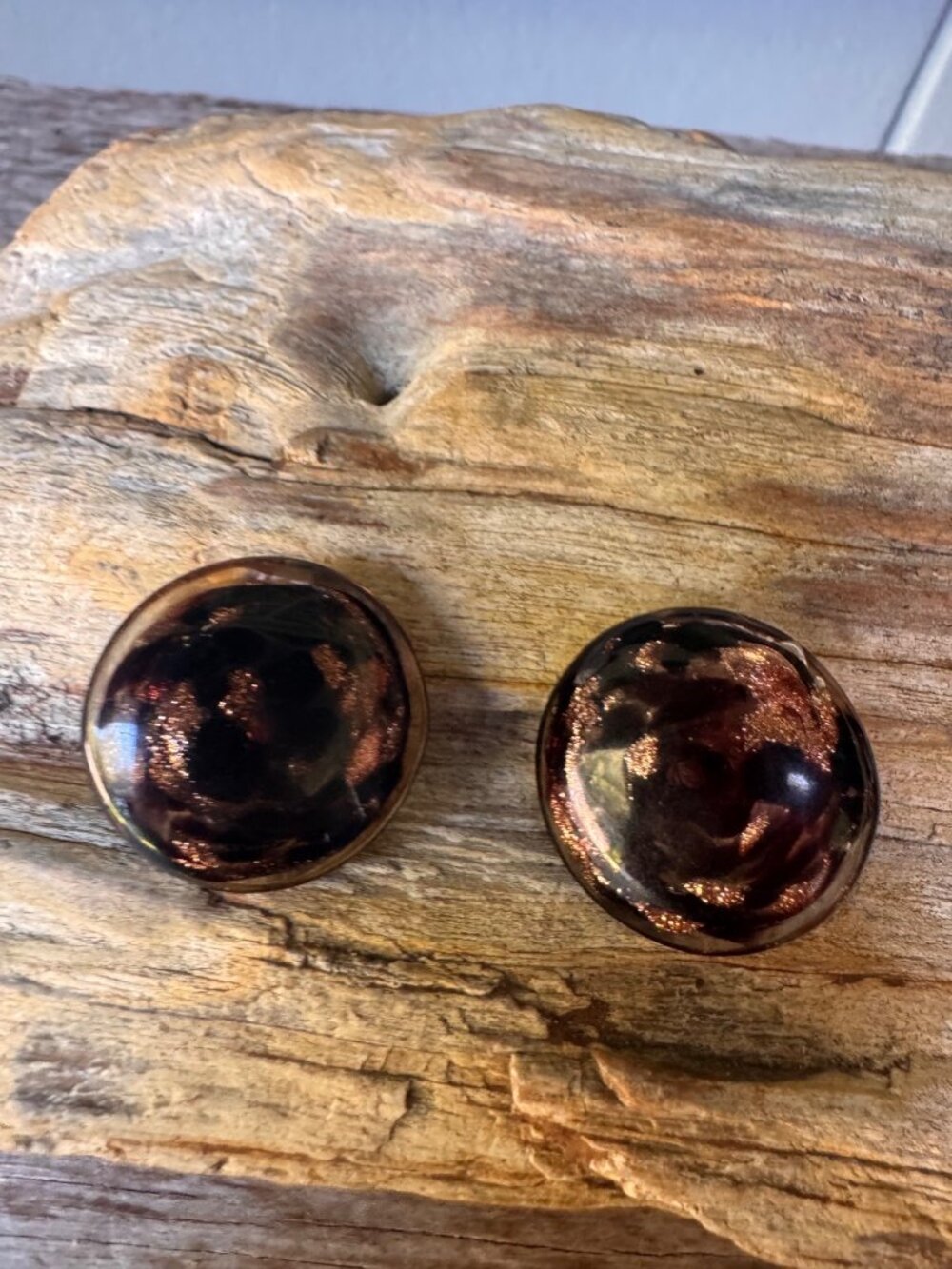 Vintage Italy Clip On Earrings Brown Copper Art Glass Dome Gold Tone Round